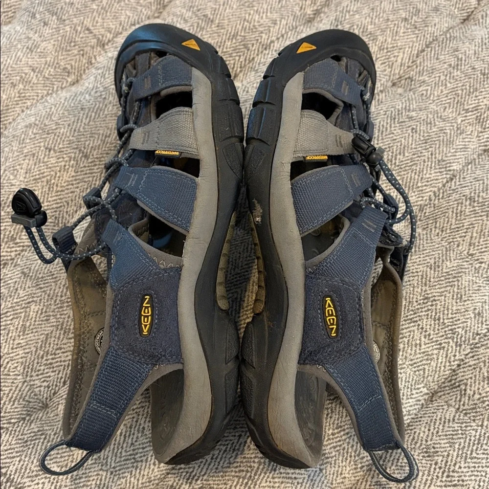 Keen waterproof sandals size 11.5